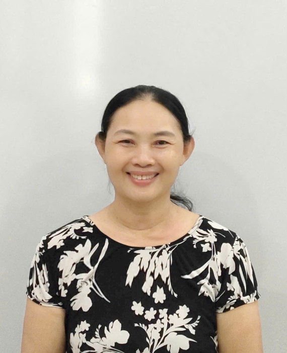 Chị Hiền  gốc Thừa Thiên Huế