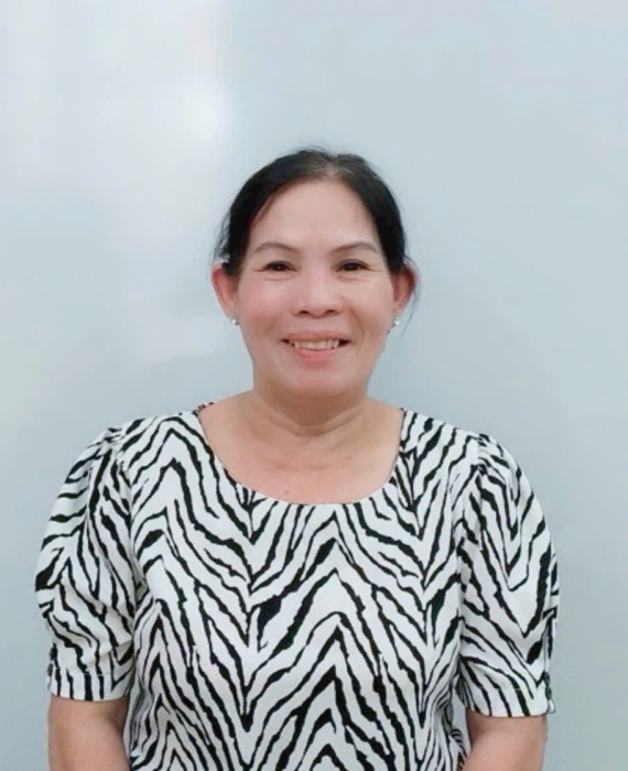 Cô Hồng quê Quảng Ngãi