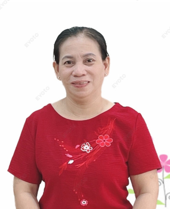 Cô Ngọc quê Quảng Ngãi