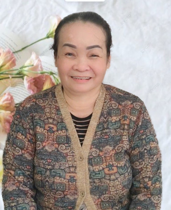 Cô Trinh quê Nha Trang 
