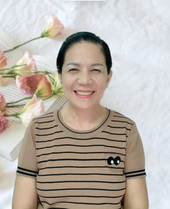 Cô Mỹ Linh quê cần Thơ