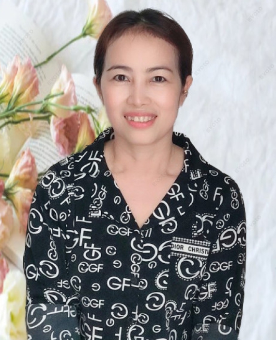 Chị Phượng quê Bình Thuận sinh năm  1976