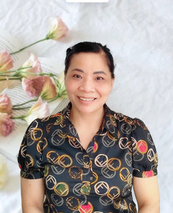 Chị Diễm quê Quãng Ngãi 