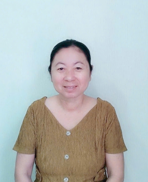 Chị Tuyết sinh năm 1973