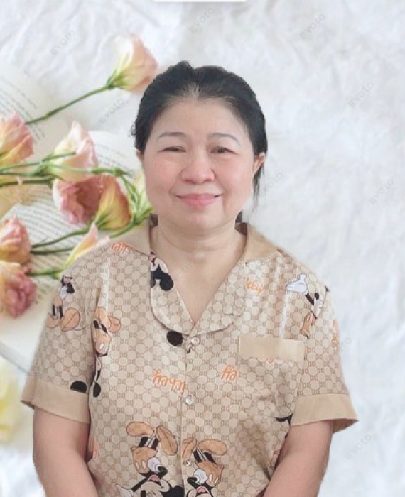 Cô Phương quê Thừa Thiên Huế