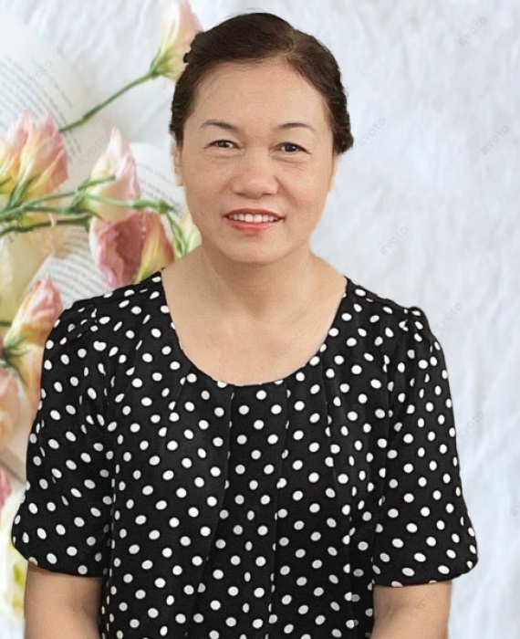 Cô Nhuần quê Đà Lạt
