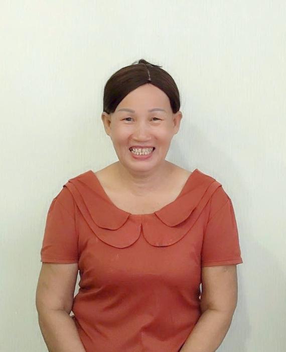 Cô  Ngọc Sương 