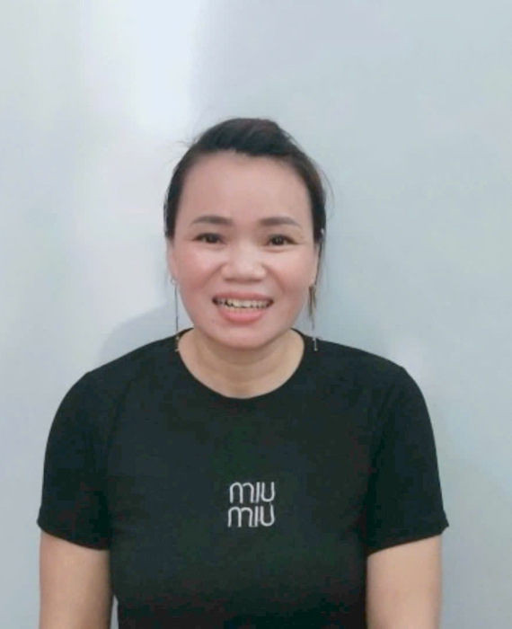 Chị Hoài quê Nghệ An