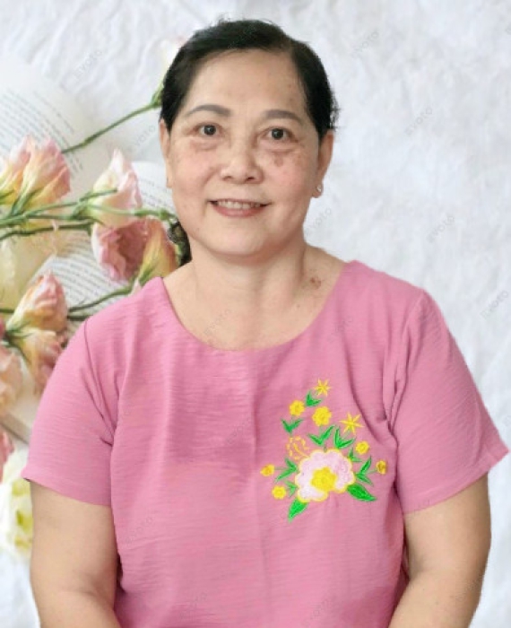 Cô Hồng quê Vĩnh Long 
