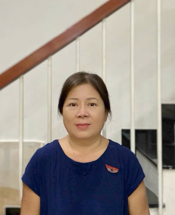 Cô Luận quê Long An