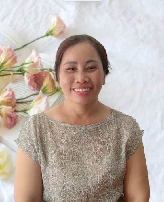 Chị Vân quê Thừa Thiên Huế 
