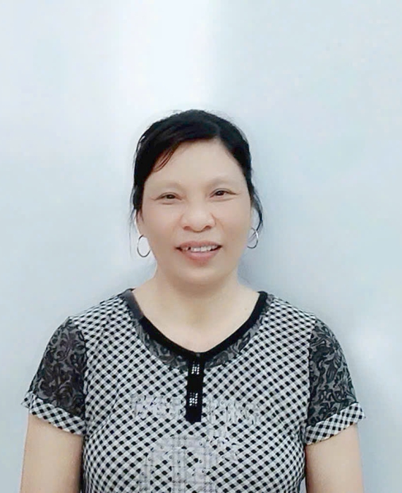 Cô Hồng quê Qủang Bình