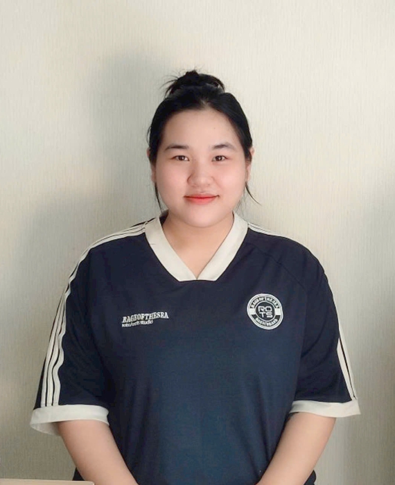 Bé Linh quê Quảng Bình