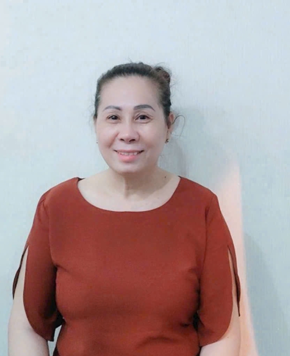 Cô Phượng  sống Long An