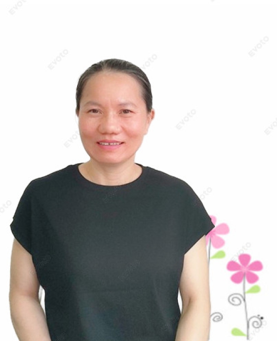 Cô Hạnh quê Thừa Thiên Huế