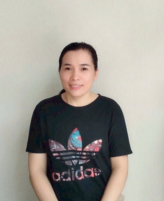 Chị Uyên 
