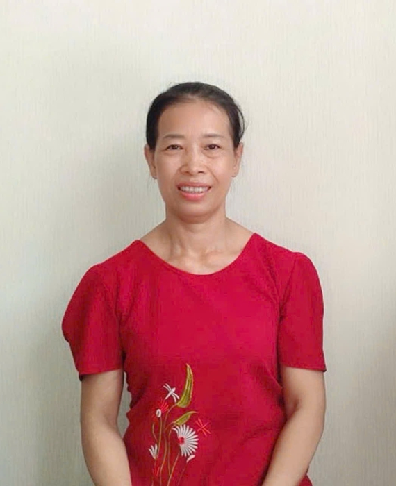 Chị Hồng 