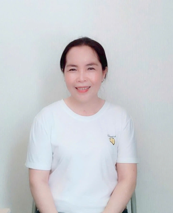 Chị Kim Ngân sinh năm 1975