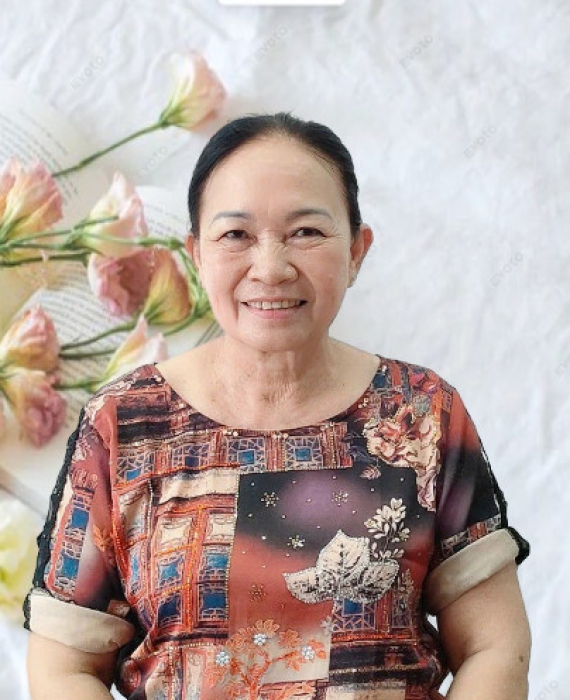 Cô Hoa quê Đồng Tháp 