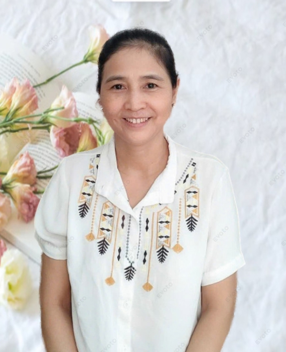 Cô Hạnh quê Quảng Nam