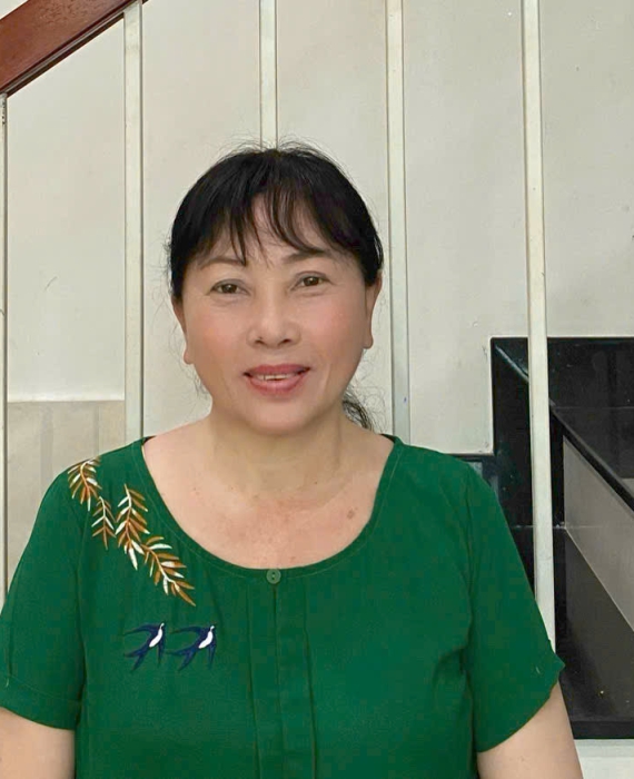 Cô Anh quê Bình Định 