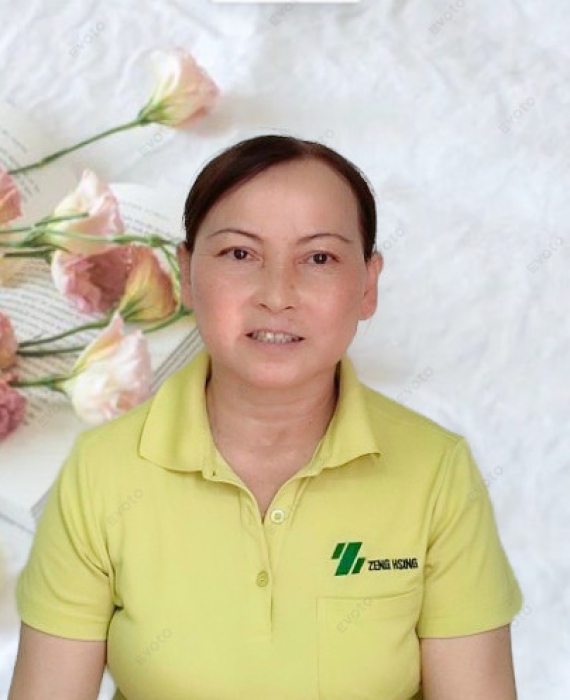Cô Tuyết quê Bắc Giang