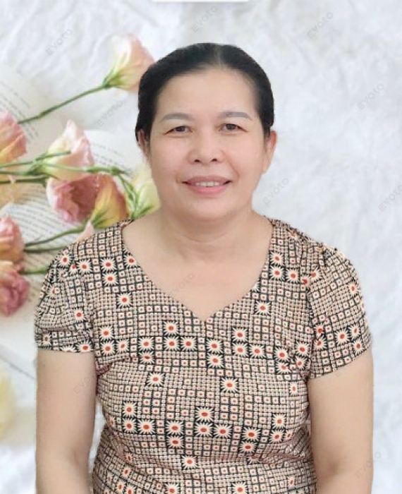 Cô Nhung quê Đà Nẵng