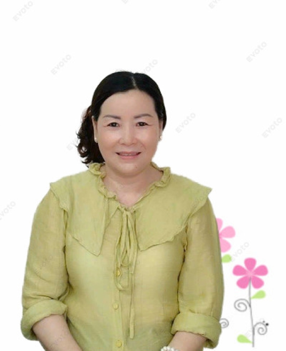 Cô Cúc quê Cần Thơ