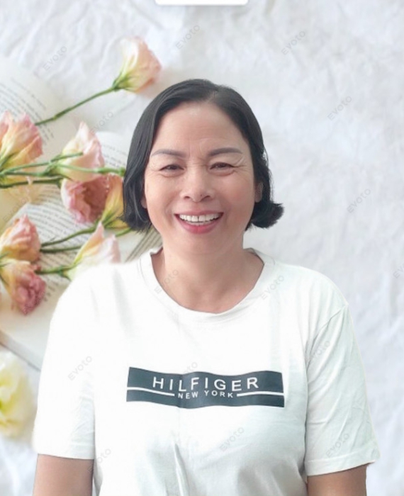 Cô Hợp quê Hà Nội