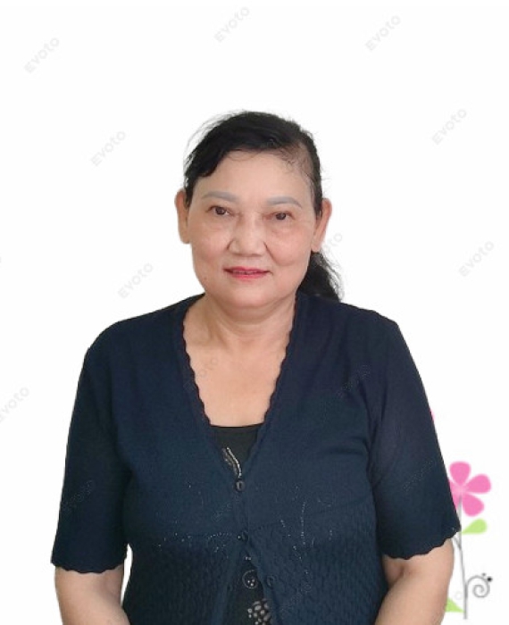 Cô Phượng quê Hà Tĩnh
