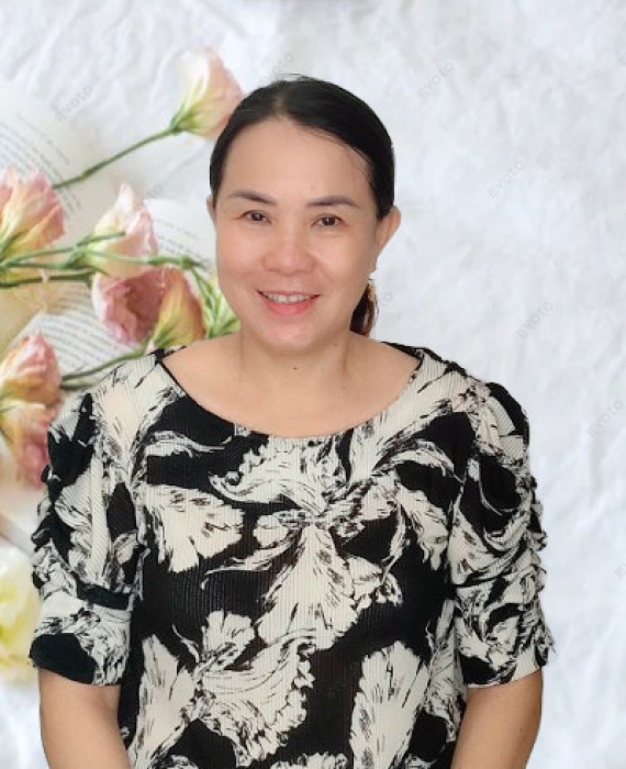 Cô Nga quê Thừa Thiên Huế