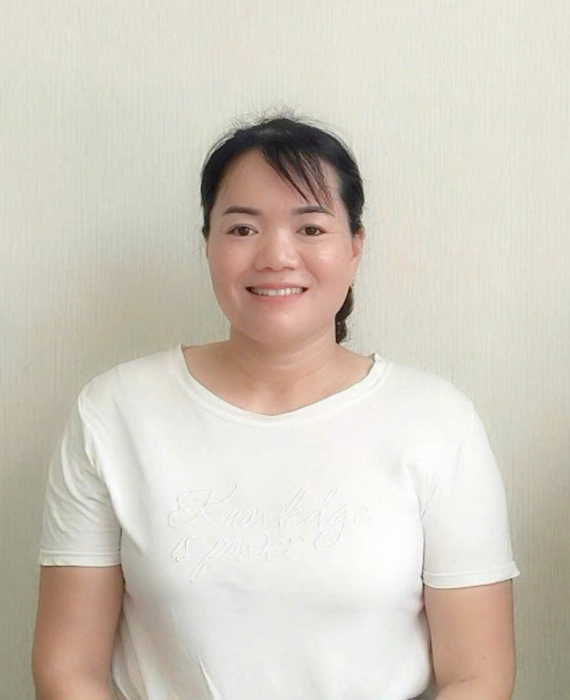 Chị Cẩm quê Thừa Thiên Huế