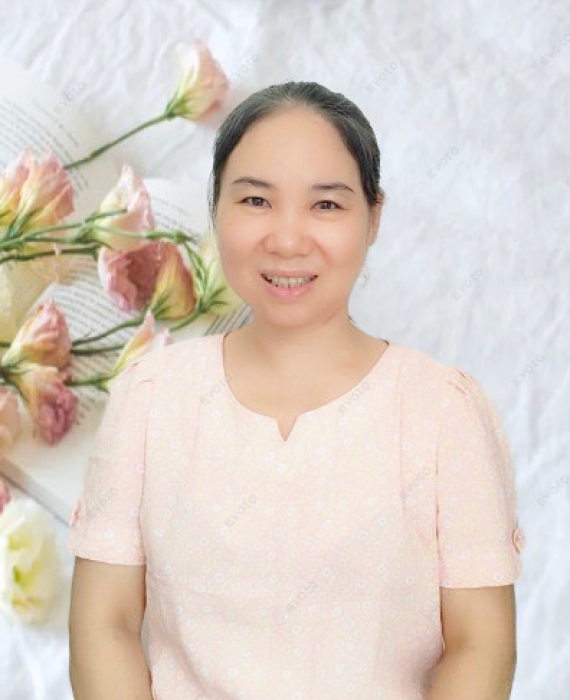 Chị Hường quê Hà Tĩnh sinh năm 1980
