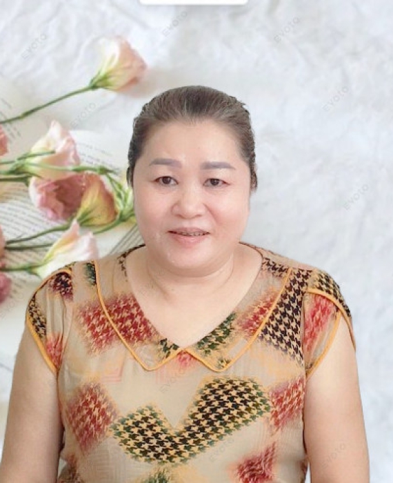 Cô Hồng sống ở Huế