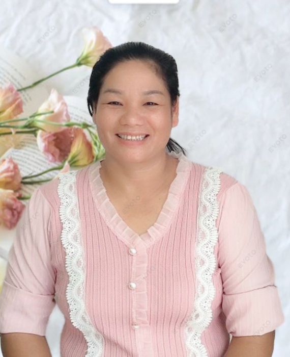 Chị Hằng quê Ninh Bình 