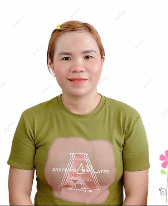 Em Hạnh quê Hà Tĩnh