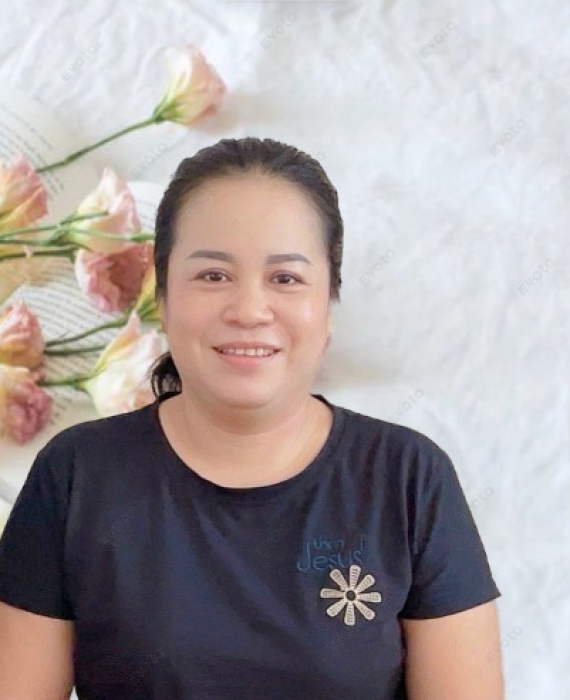 Chị Hằng quê Bến Tre sinh năm 1981