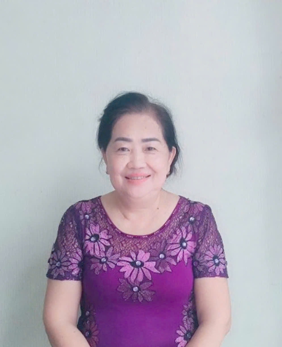 Cô Tím quê Vĩnh Long