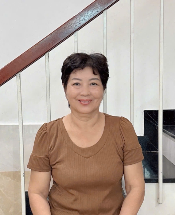 Cô Huệ Vĩnh Long