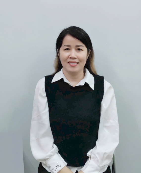 Chị Trang sinh 1981 