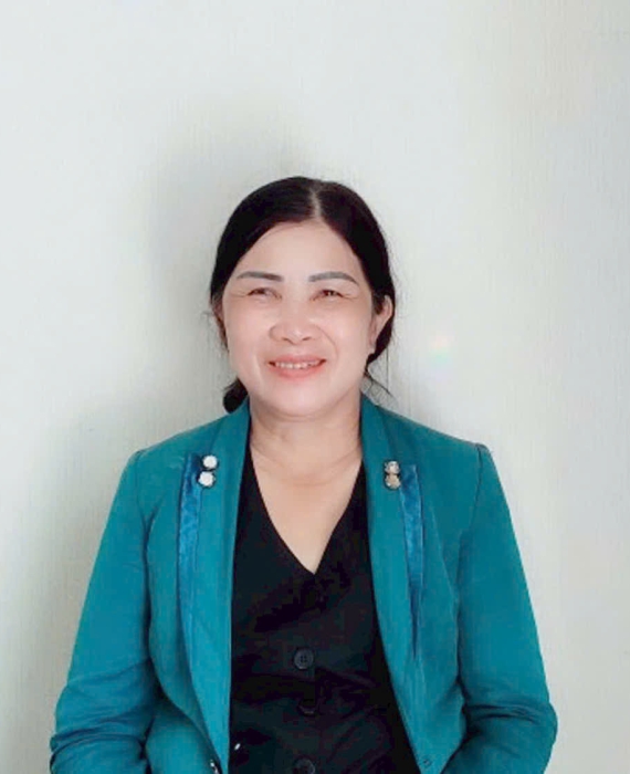 Cô Hương quê Kon Tum