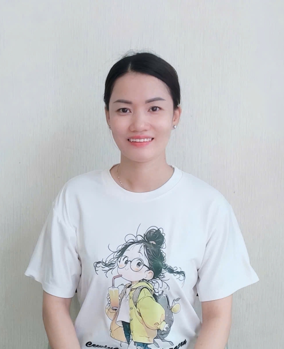 Em Hạnh sinh năm 1988