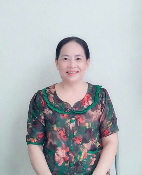 Cô Hồng người Tiền Giang
