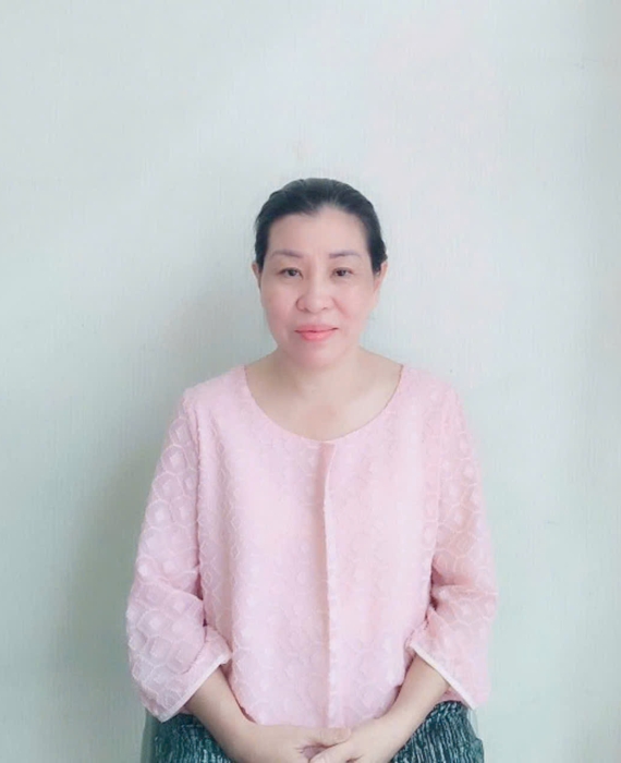 Chị Linh sinh năm 1972