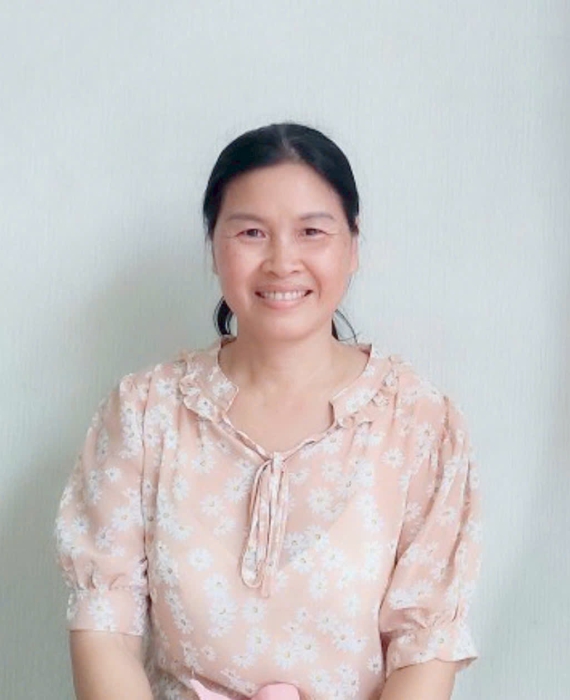 Cô Hằng  Bình Thuận
