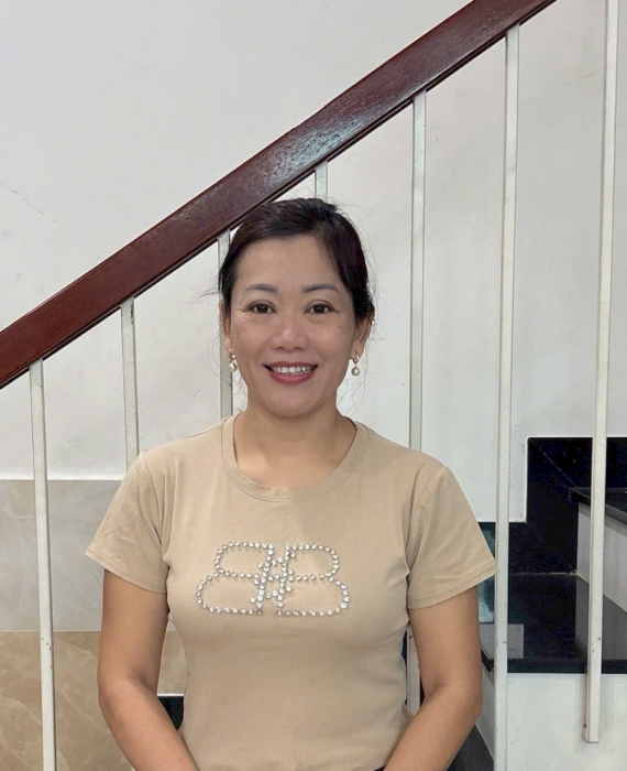 Chị Hằng quê gốc Huế