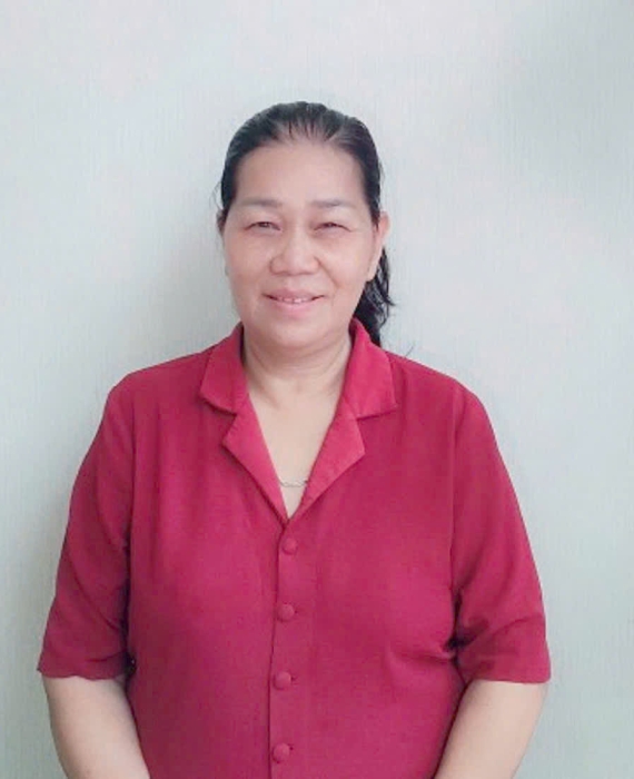 Cô Ngần quê Nam Định