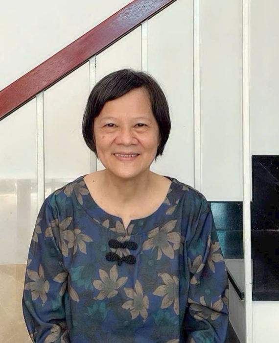 Cô Hồng 55 tuổi