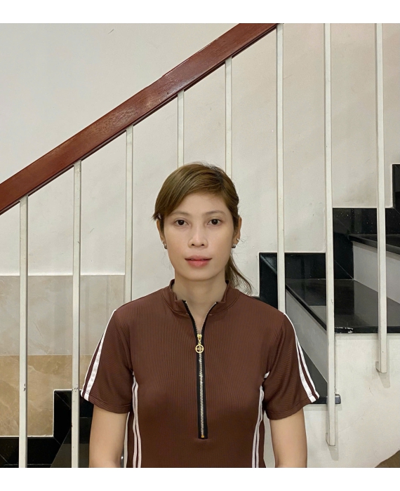 Chị Linh quê Đồng Tháp 