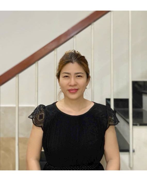 Chị Tuyết Hồng